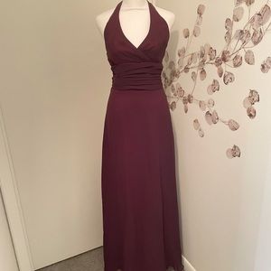 Jim Hjelm Occasions burgundy tulle halter gown, 6 formal wedding prom